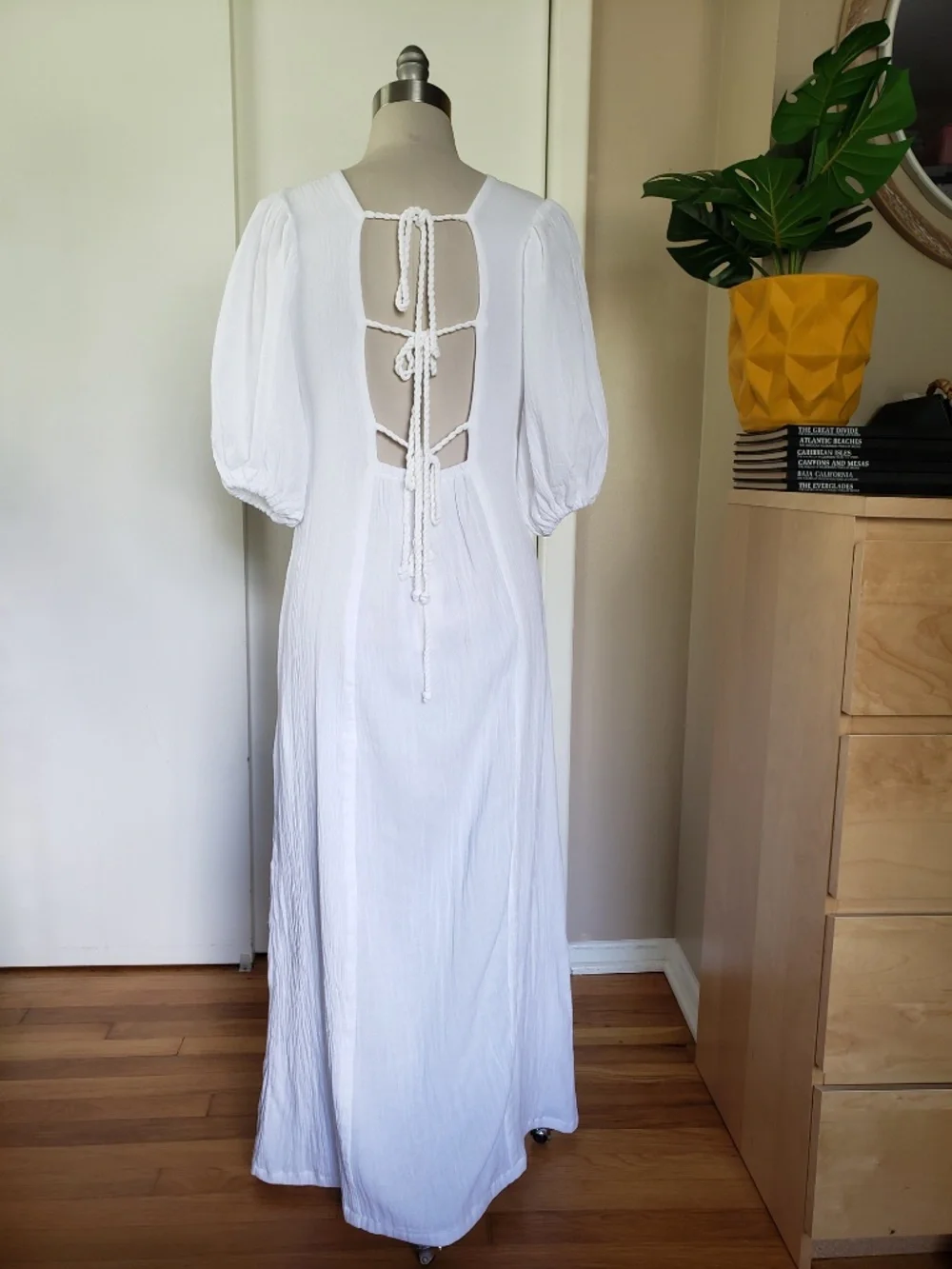 I'm On The Guest List White Party Boho Dress Size Small NEW